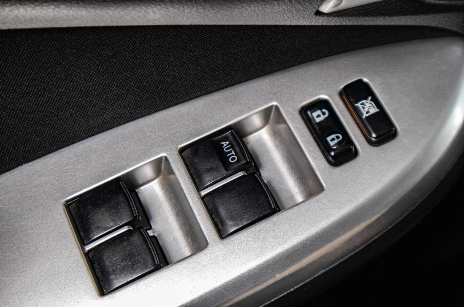 Toyota Corolla 7 из 16