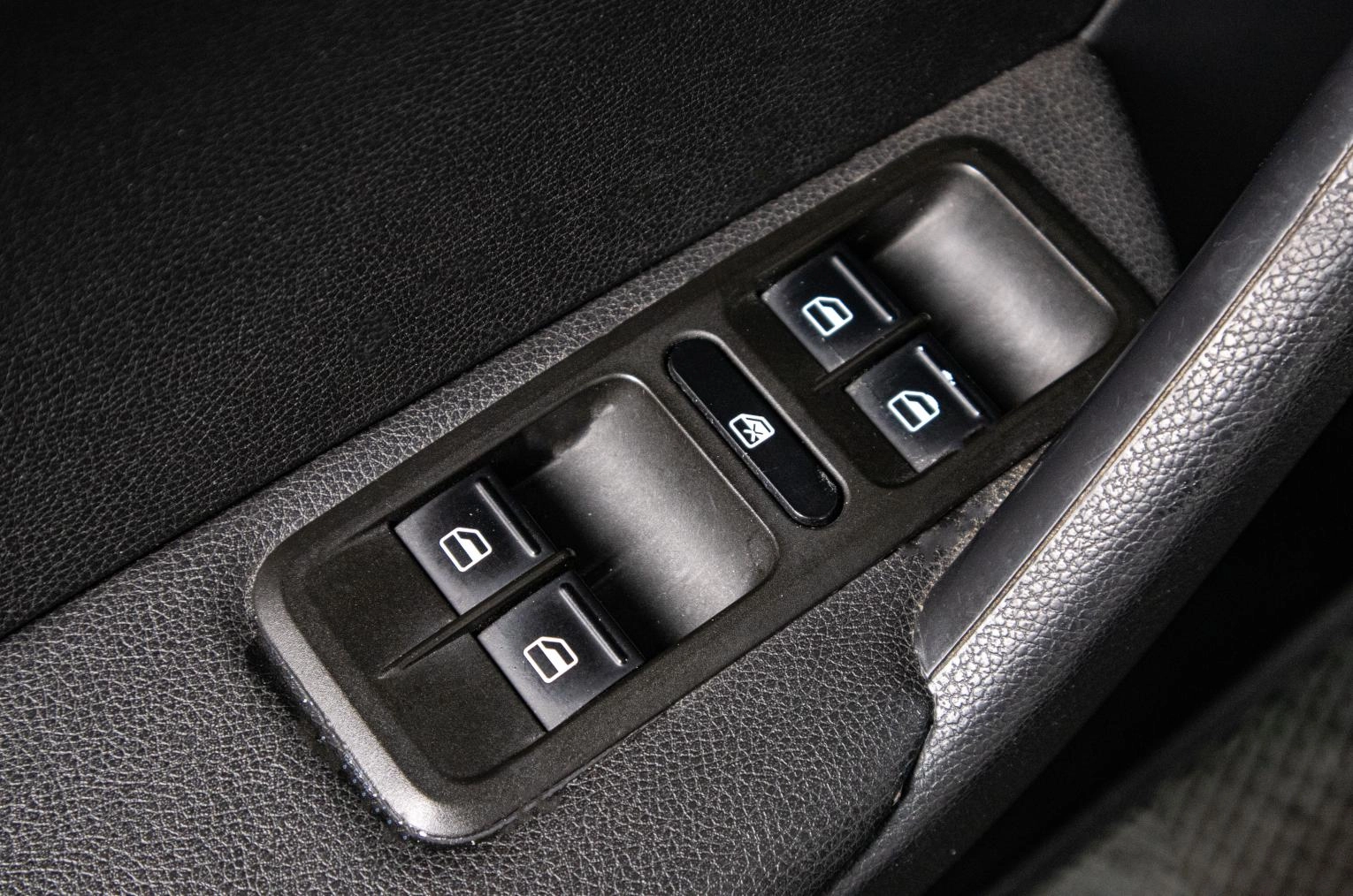Skoda Yeti 7 из 17