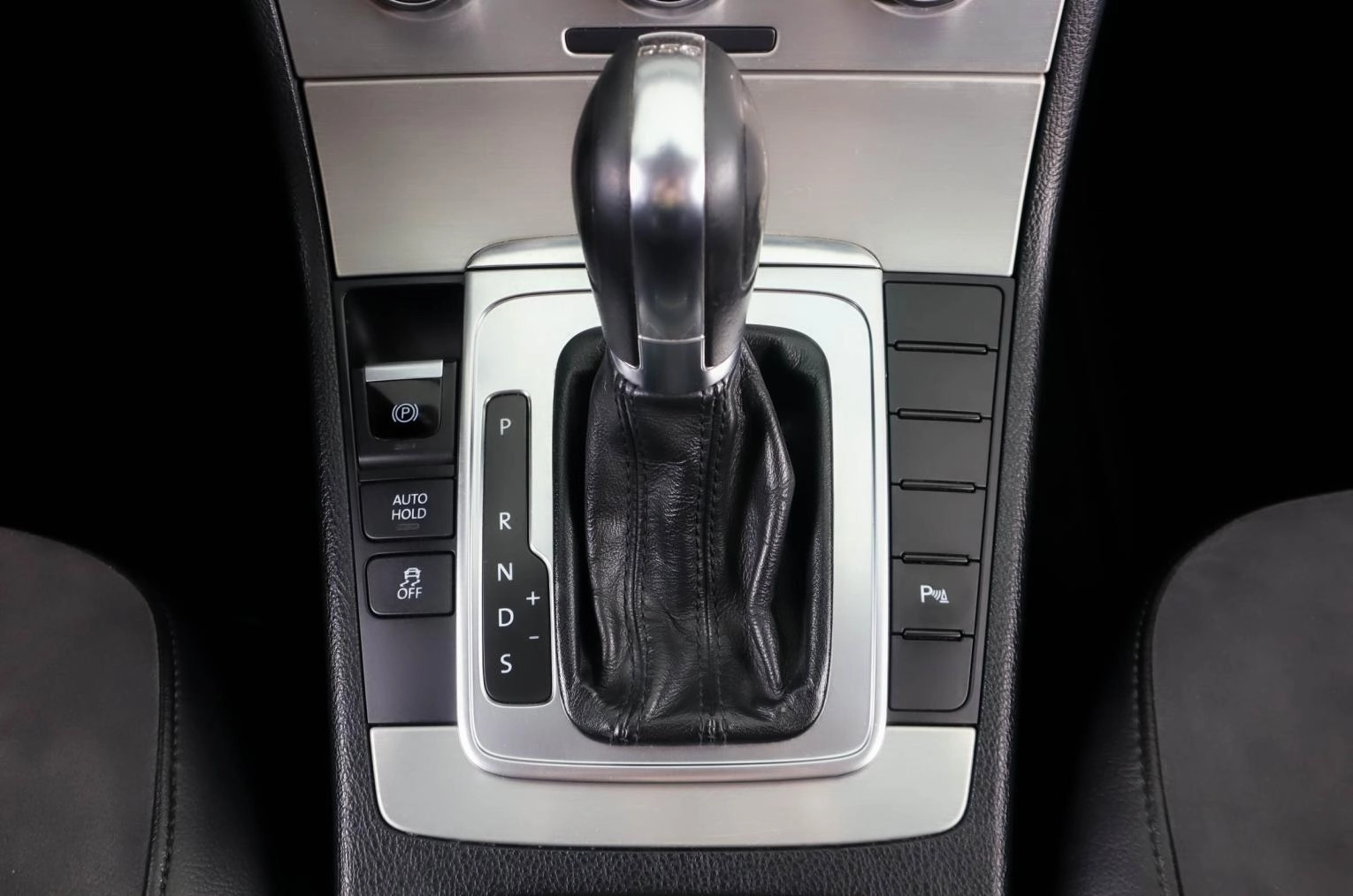 Volkswagen Passat 20 из 25