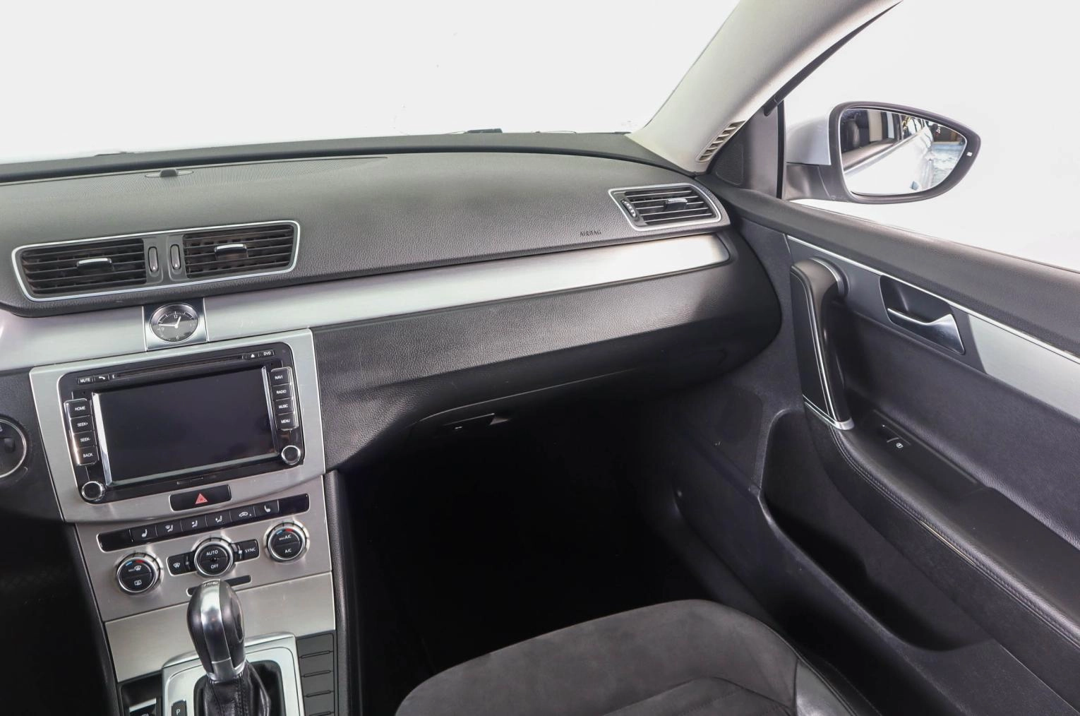 Volkswagen Passat 14 из 25