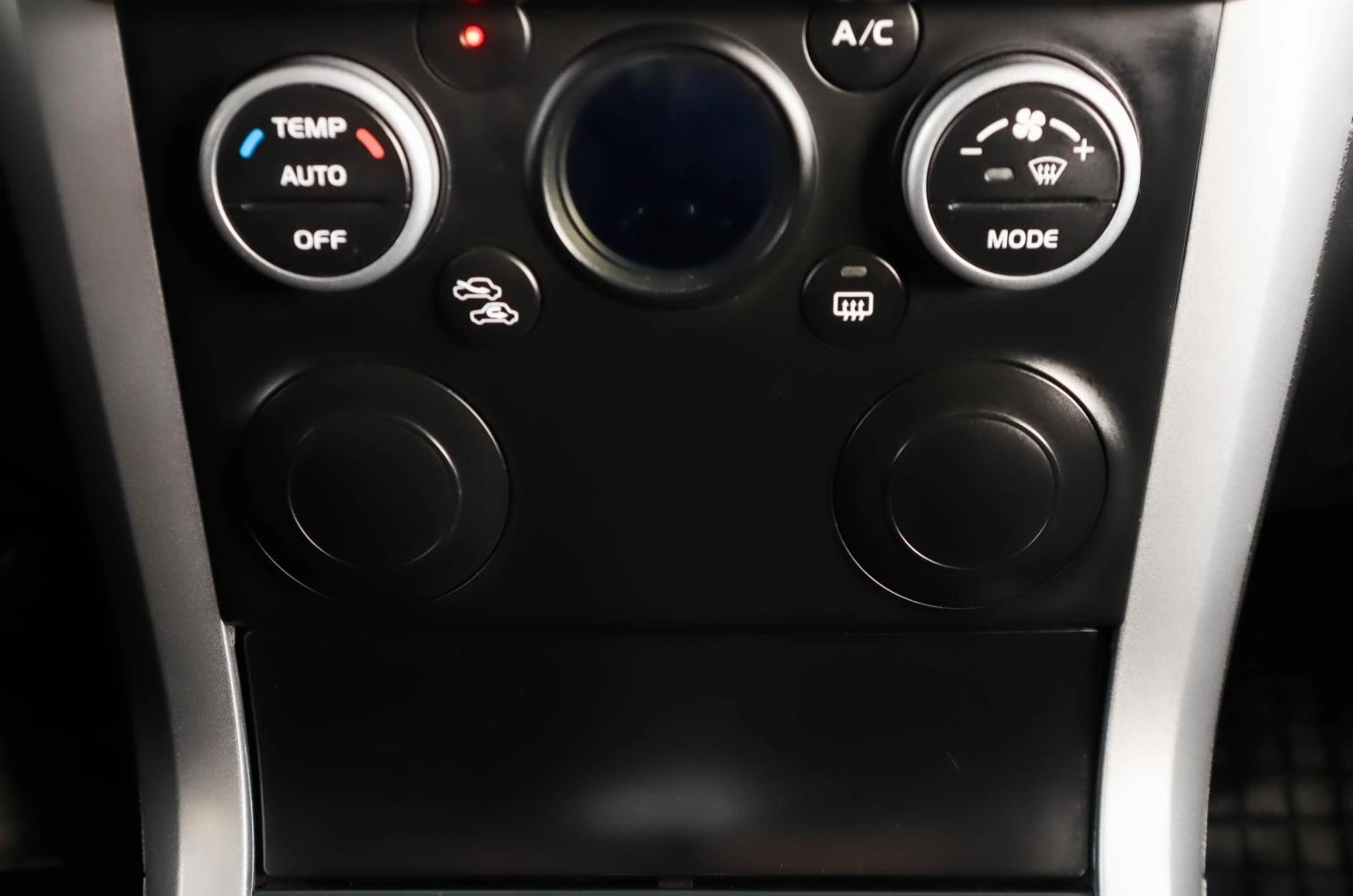 Suzuki Grand Vitara 18 из 22