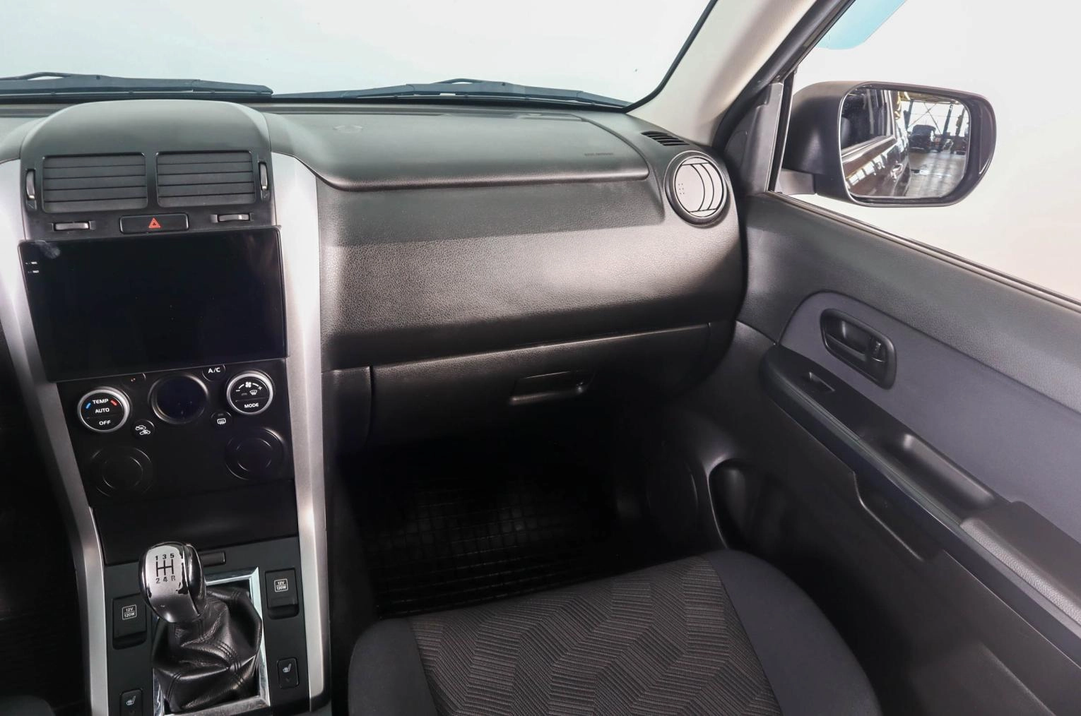 Suzuki Grand Vitara 14 из 22