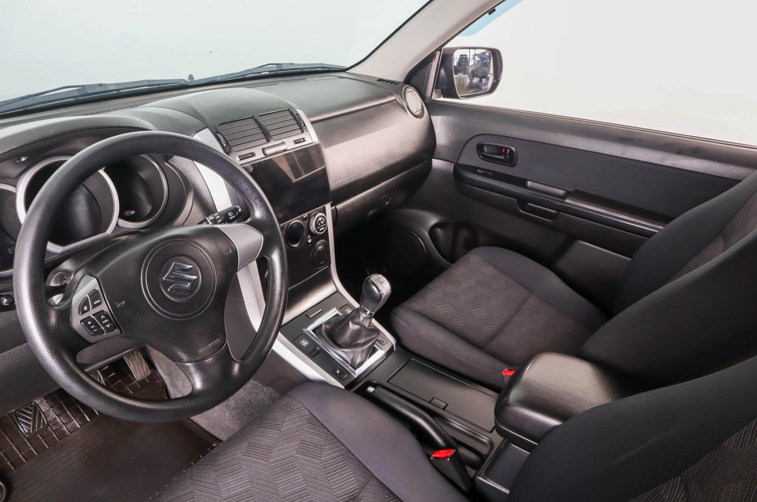 Suzuki Grand Vitara 8 из 22