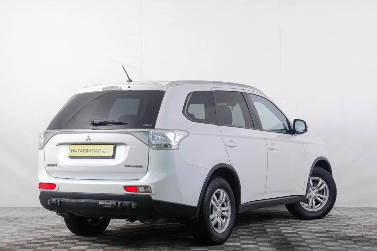 Mitsubishi Outlander 6 из 6