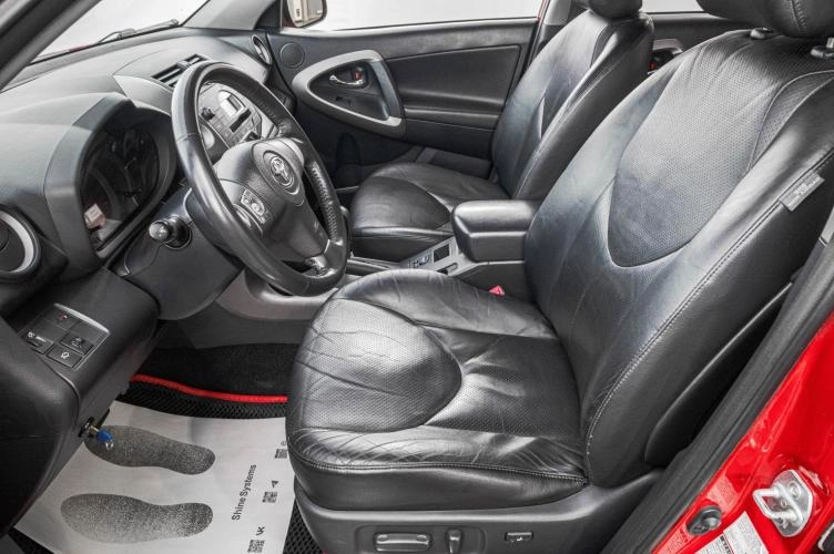 Toyota RAV4 11 из 28