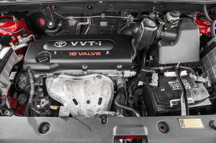 Toyota RAV4 7 из 28