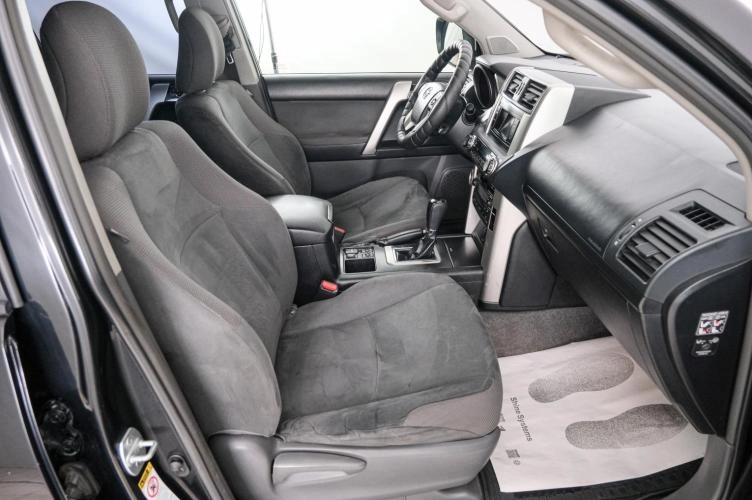 Toyota Land Cruiser Prado 13 из 25