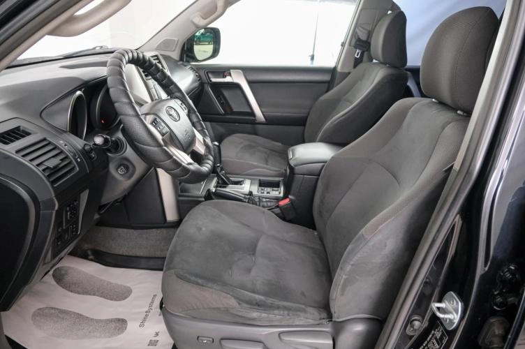 Toyota Land Cruiser Prado 7 из 25