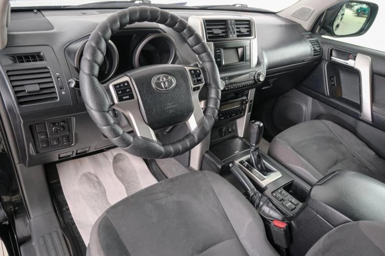 Toyota Land Cruiser Prado 8 из 25