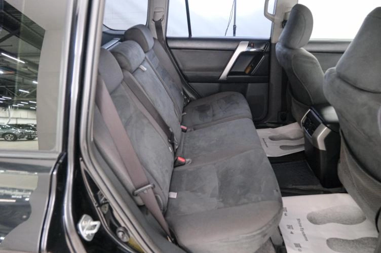 Toyota Land Cruiser Prado 24 из 25