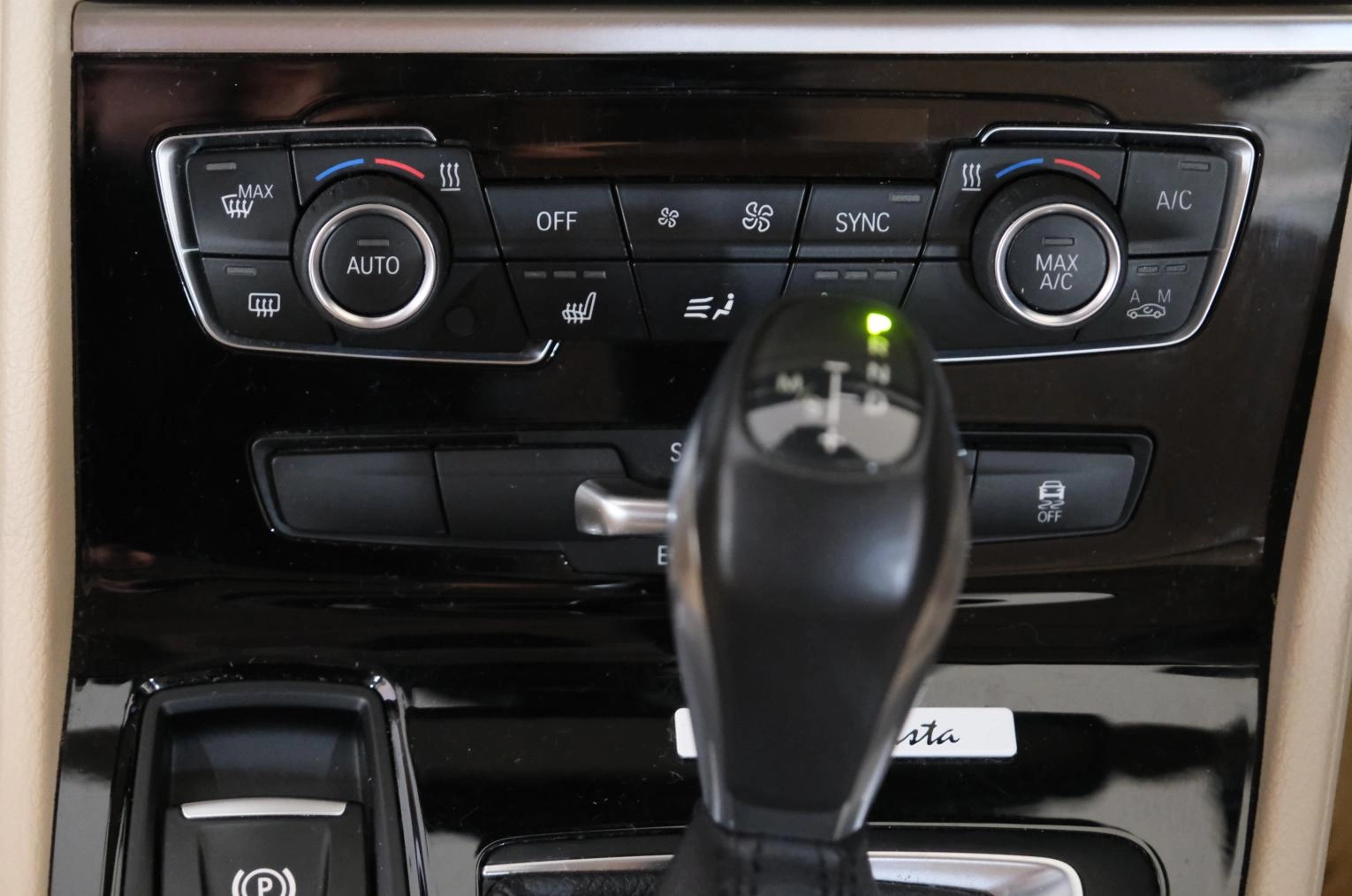 BMW 2 серия Active Tourer 15 из 24