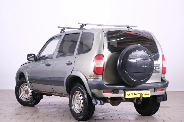 Chevrolet Niva 4 из 6