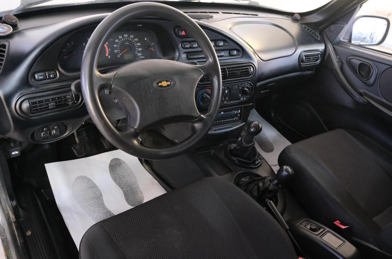 Chevrolet Niva 10 из 14