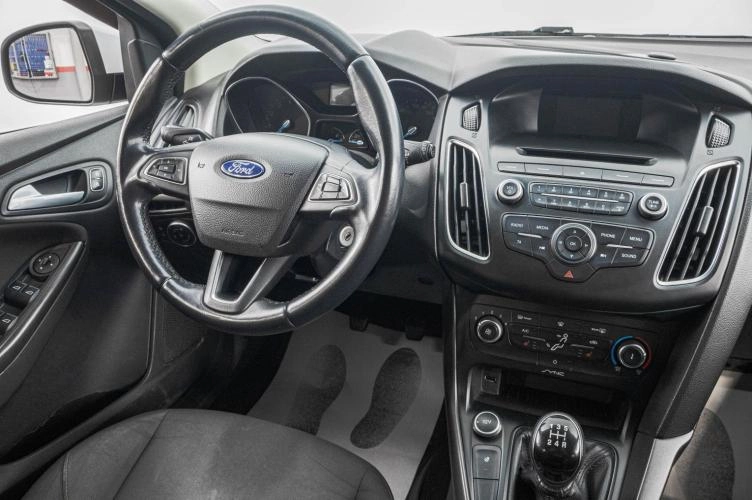 Ford Focus 17 из 26