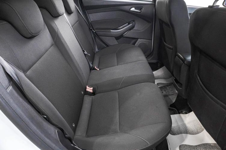 Ford Focus 25 из 26