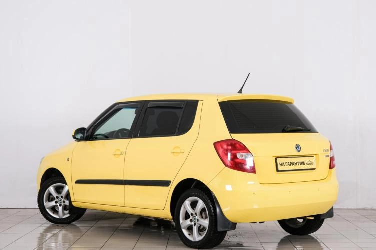 Skoda Fabia 4 из 6