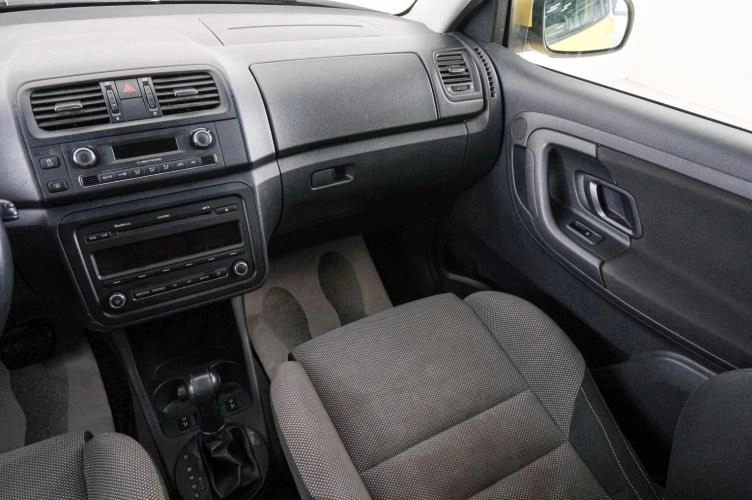 Skoda Fabia 11 из 20
