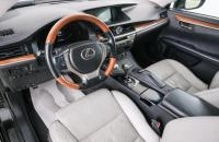 Lexus ES 8 из 24