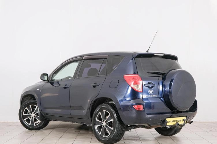 Toyota RAV4 4 из 22