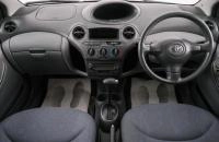 Toyota Vitz 10 из 21