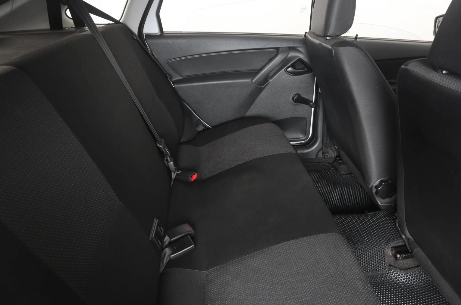 ВАЗ (LADA) Granta 9 из 18