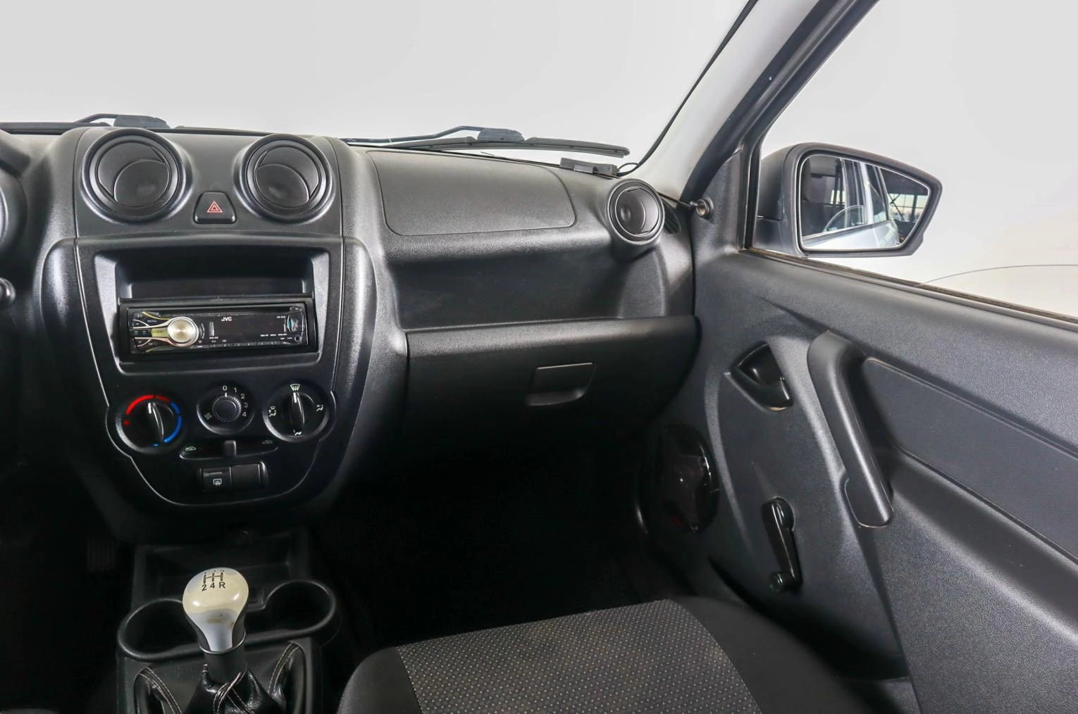 ВАЗ (LADA) Granta 13 из 18