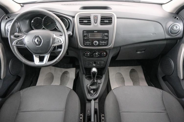 Renault Sandero 10 из 23