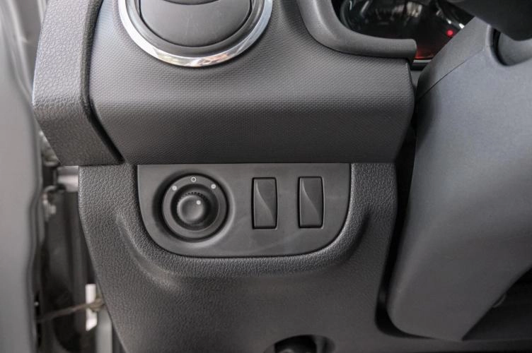 Renault Sandero 20 из 23