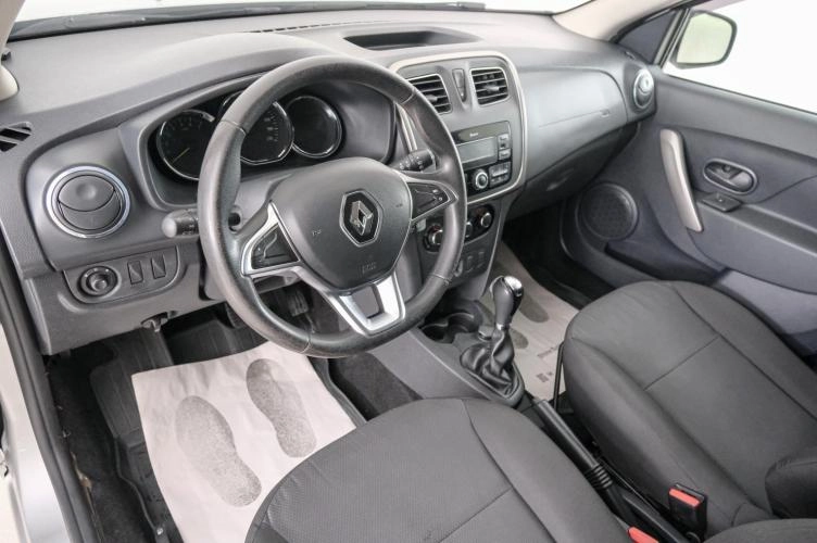 Renault Sandero 8 из 23