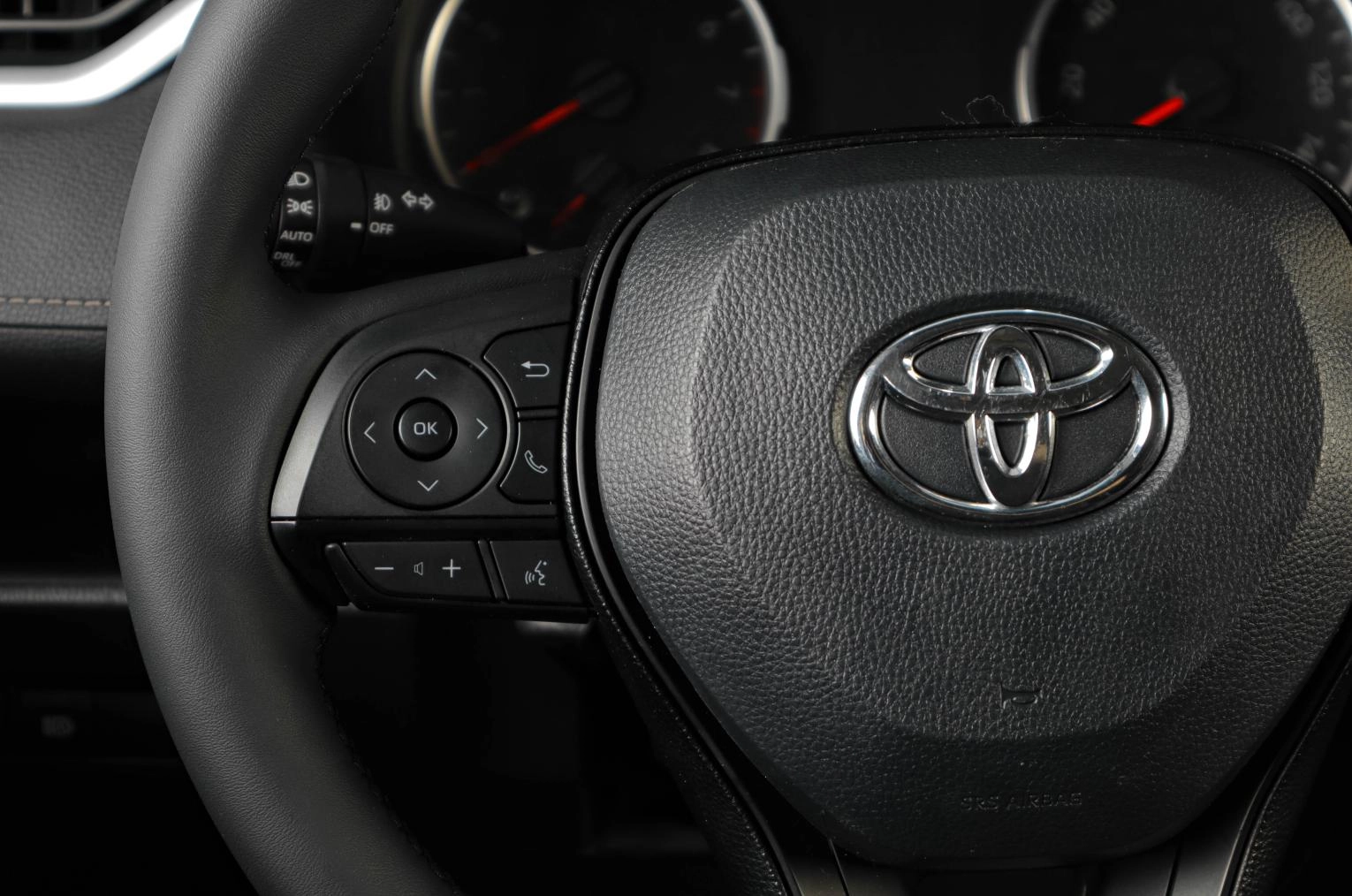 Toyota RAV4 14 из 19