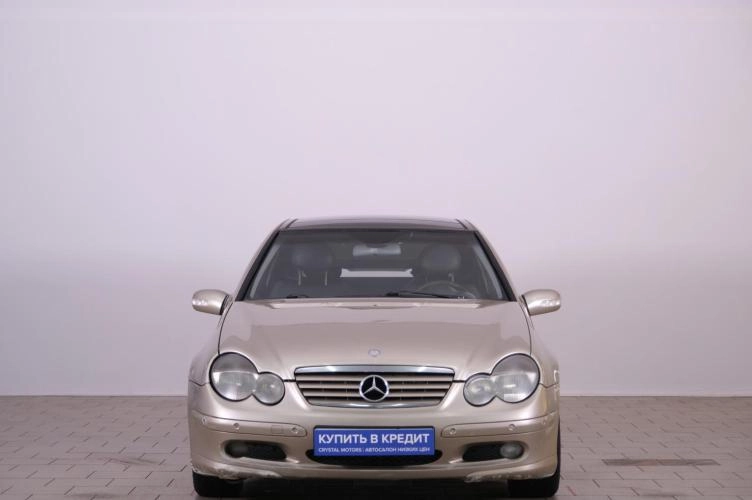 Mercedes-Benz C-класс 2 из 6