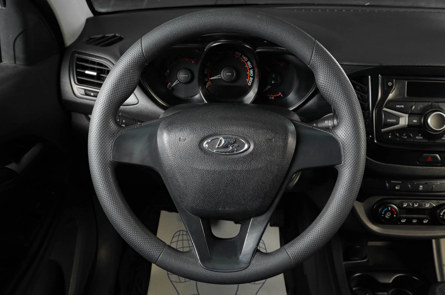 ВАЗ (LADA) Vesta 13 из 16