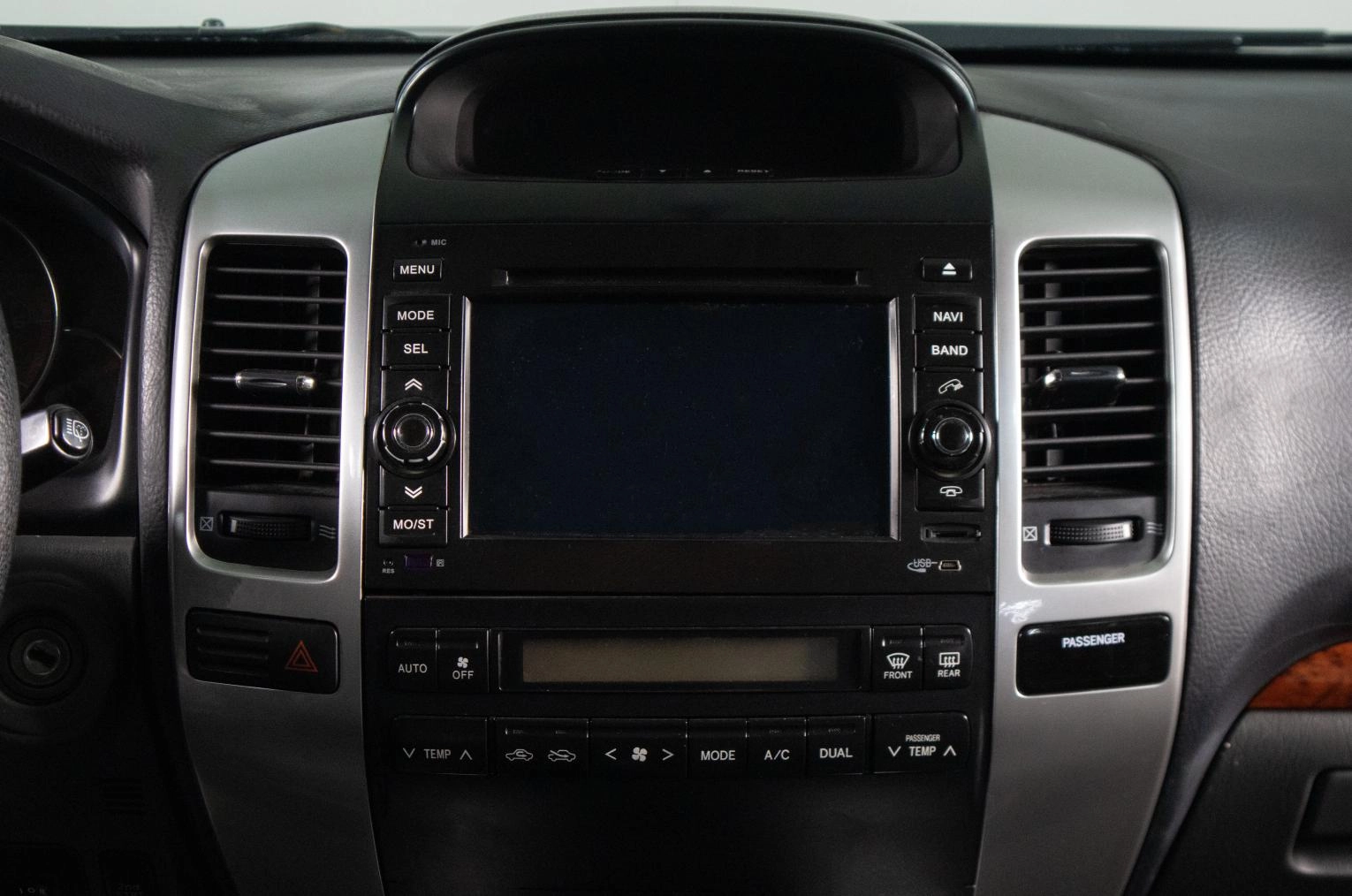 Toyota Land Cruiser Prado 14 из 17