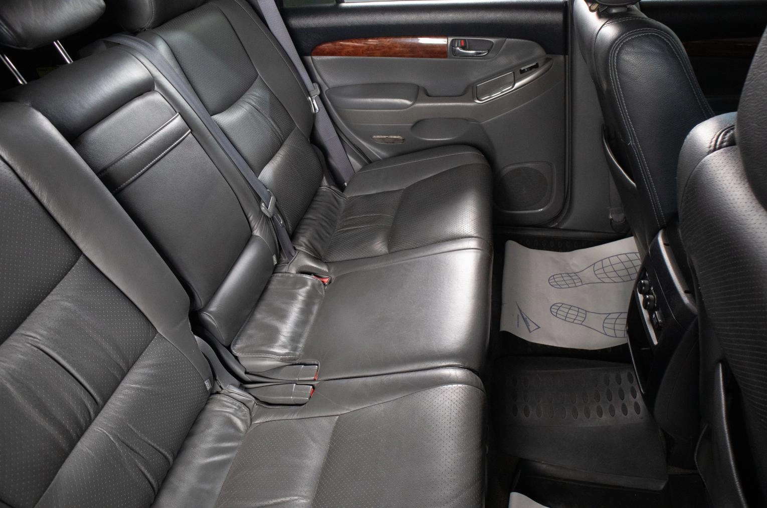 Toyota Land Cruiser Prado 17 из 17