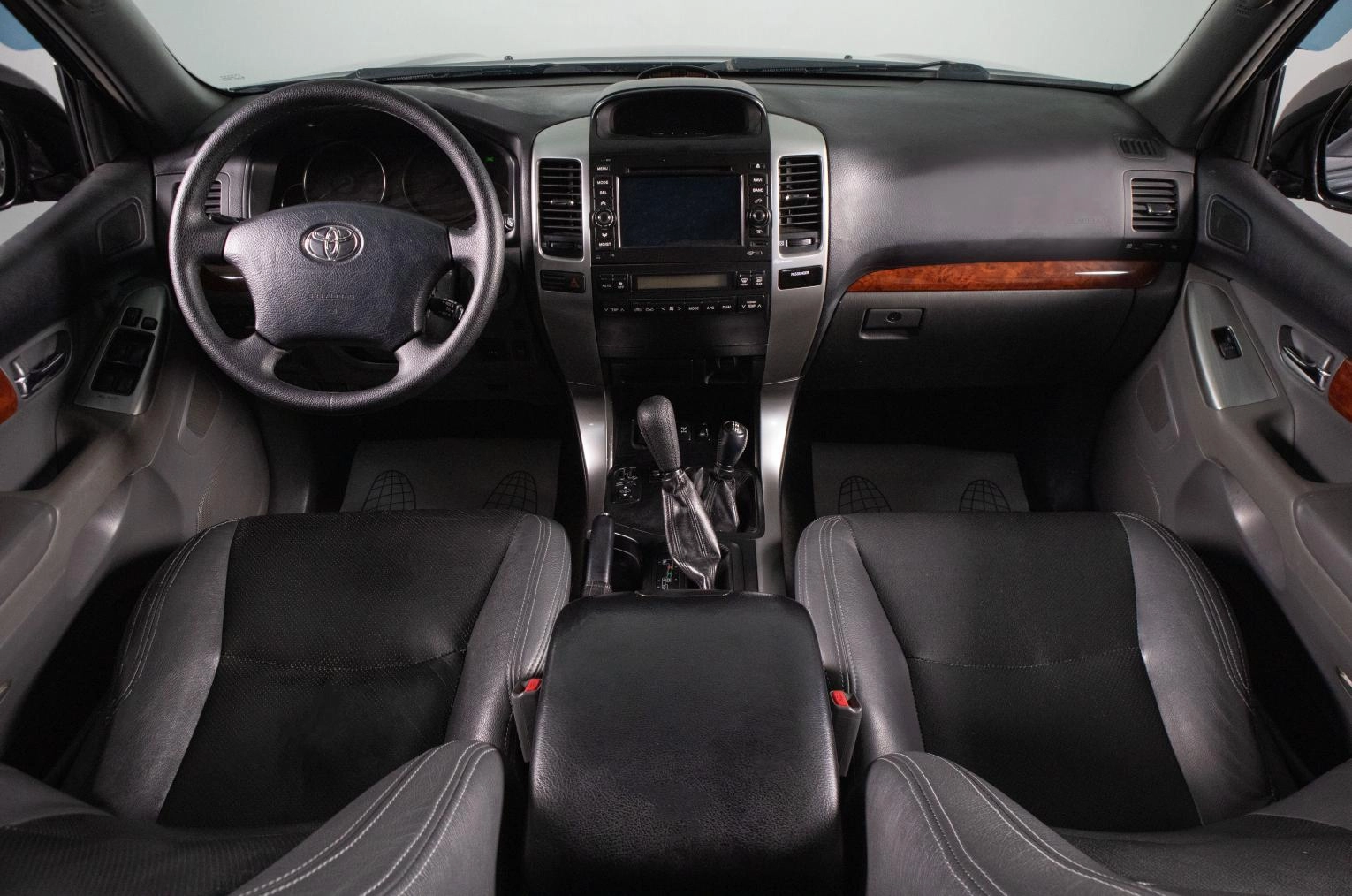Toyota Land Cruiser Prado 13 из 17