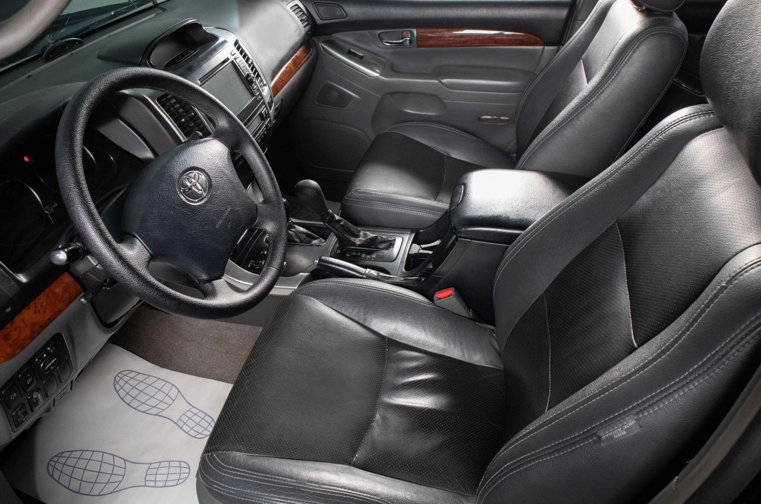 Toyota Land Cruiser Prado 9 из 17