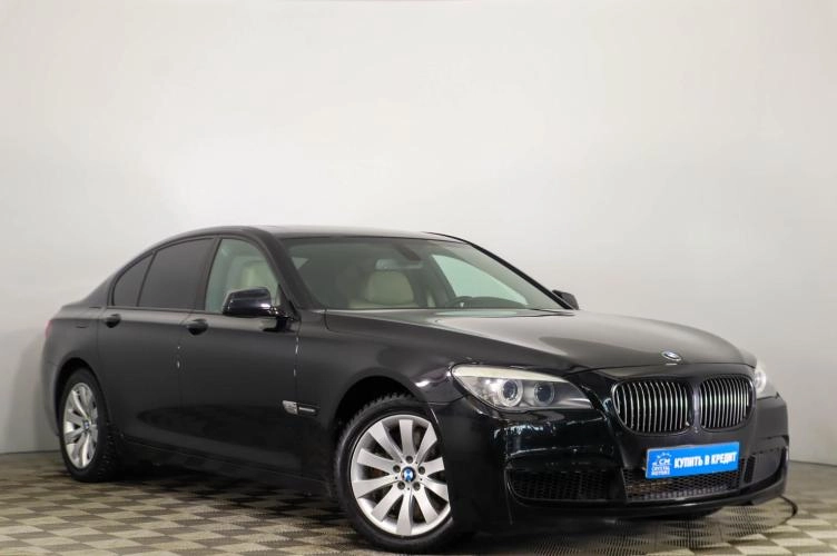 BMW 7 серия 1 из 6