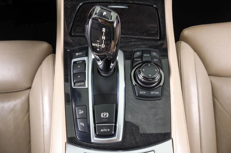 BMW 7 серия 22 из 28