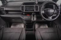 Honda Stepwgn 10 из 16