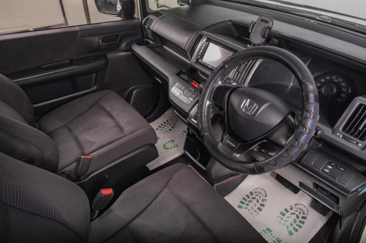 Honda Stepwgn 8 из 16