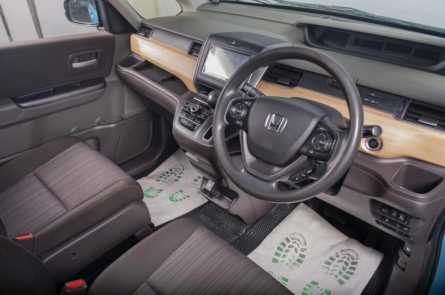 Honda Freed 7 из 16