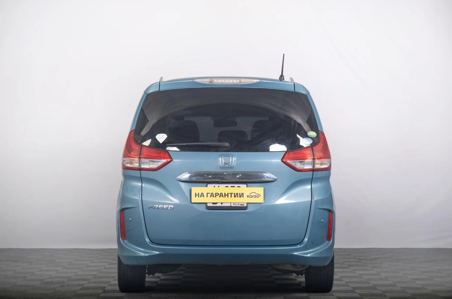 Honda Freed 4 из 16