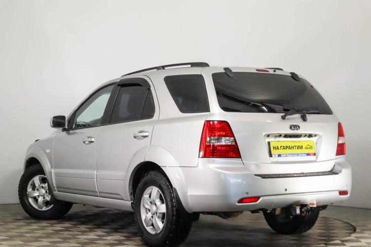 KIA Sorento 6 из 6