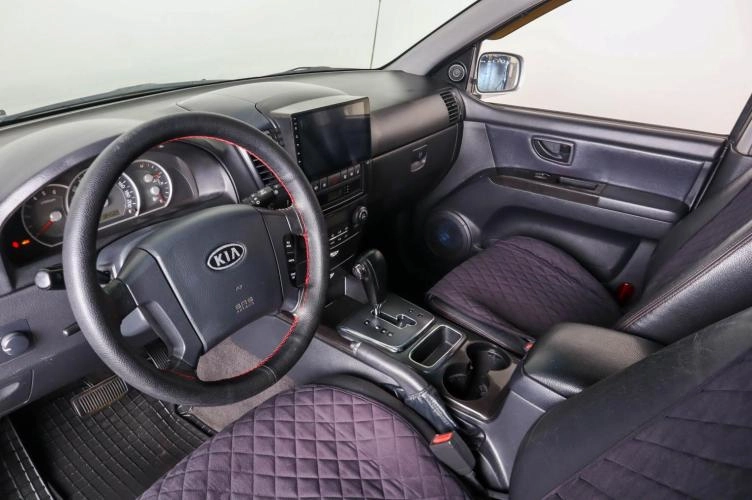 KIA Sorento 9 из 24