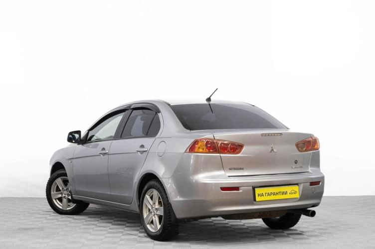 Mitsubishi Lancer 6 из 6