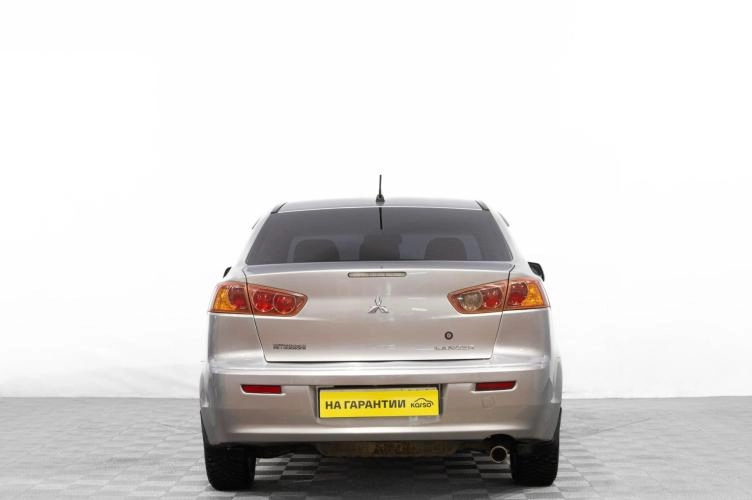 Mitsubishi Lancer 5 из 6