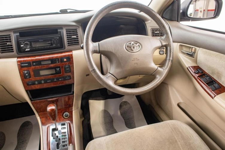 Toyota Corolla 12 из 19