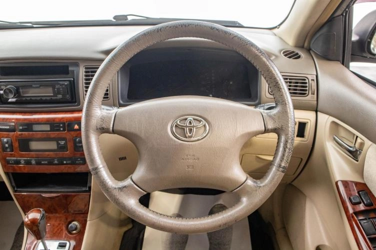 Toyota Corolla 11 из 19