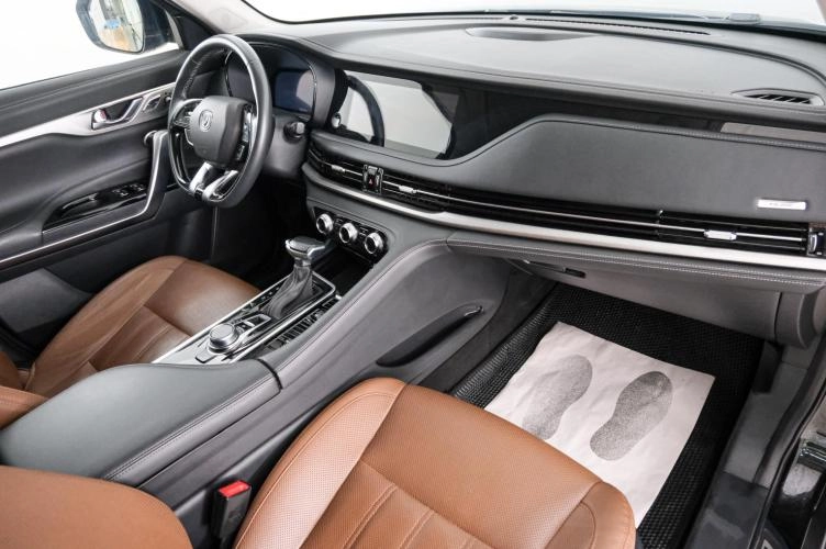 Changan CS95 12 из 27