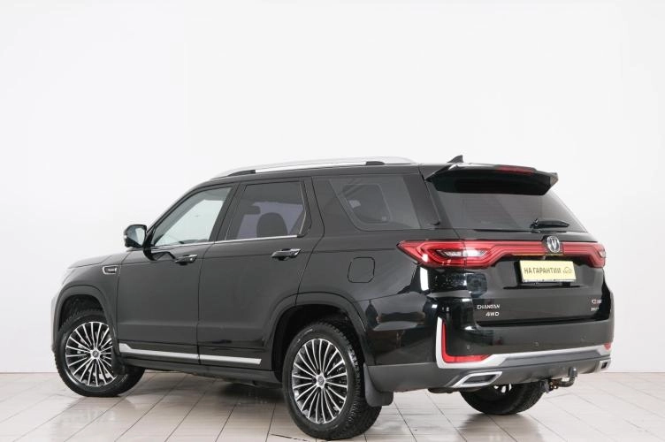 Changan CS95 4 из 6